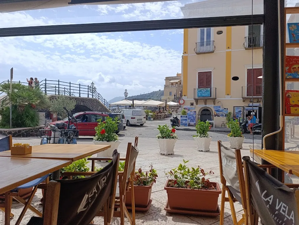 Caffè La Vela_Lipari_slider_image_3