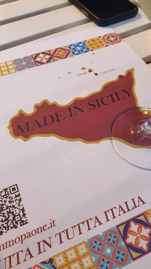 Mariana_Mimmo Paone Vini & Pane Cunzato_Lipari_review