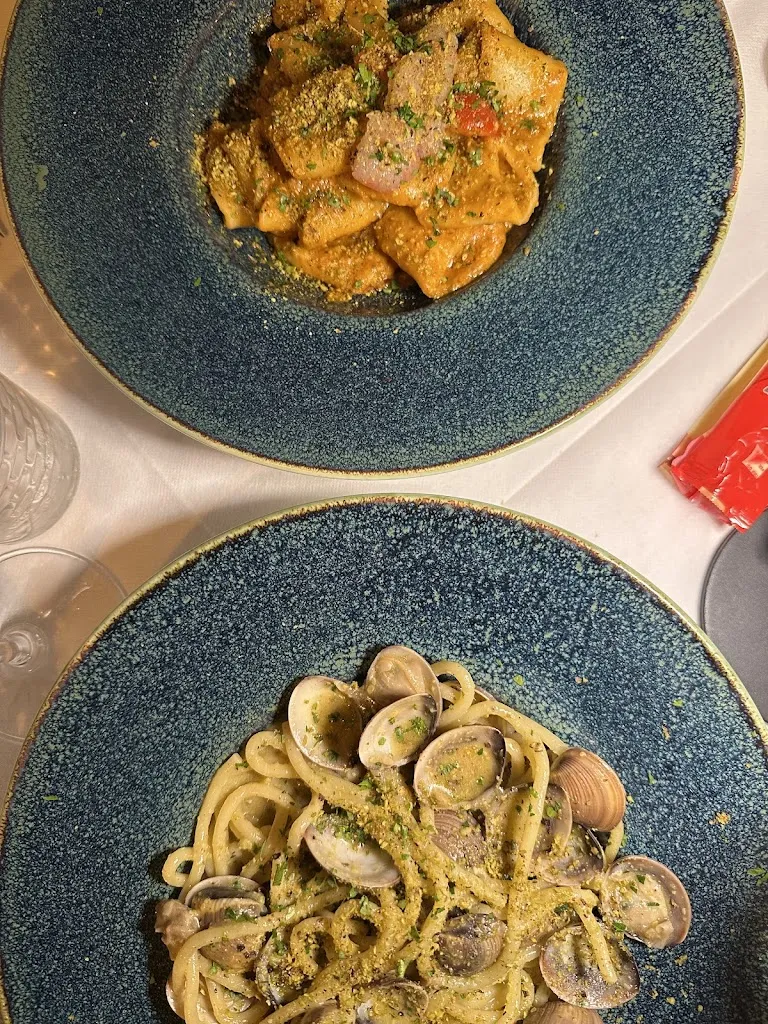 Salais_r56_Osteria Liparota_Lipari_review