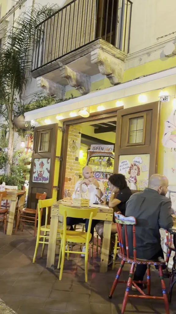 Ciuri Ciuri_Lipari_slider_image_2