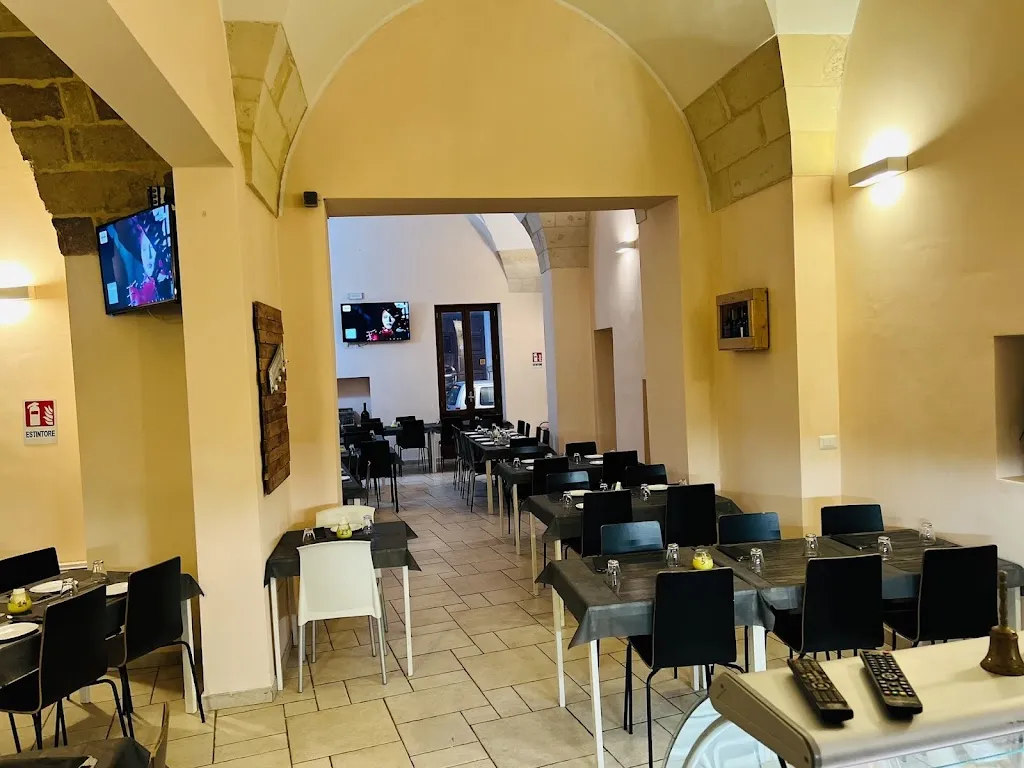 L'Antica Guglia_Lequile_slider_image_1