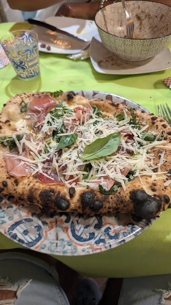 Adam De Bartolo_Cafe Ristoro_Lipari_review