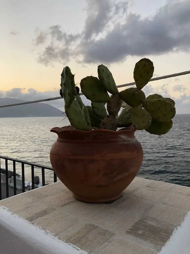 filippo corrado_Ristorante Al Tramonto_Lipari_review