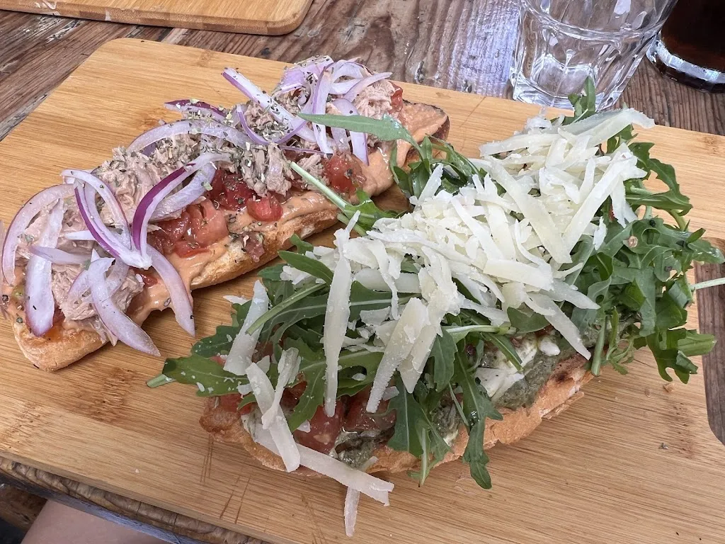 Márcia Duarte_Eden Bar_Lipari_review