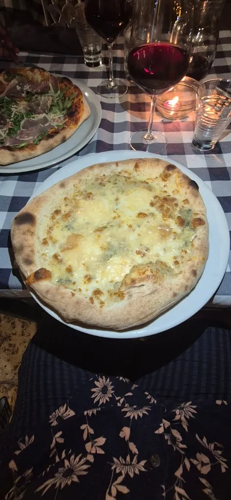 Tina Watt_Da Francesco Ristorante Pizzeria Bar_Lipari_review