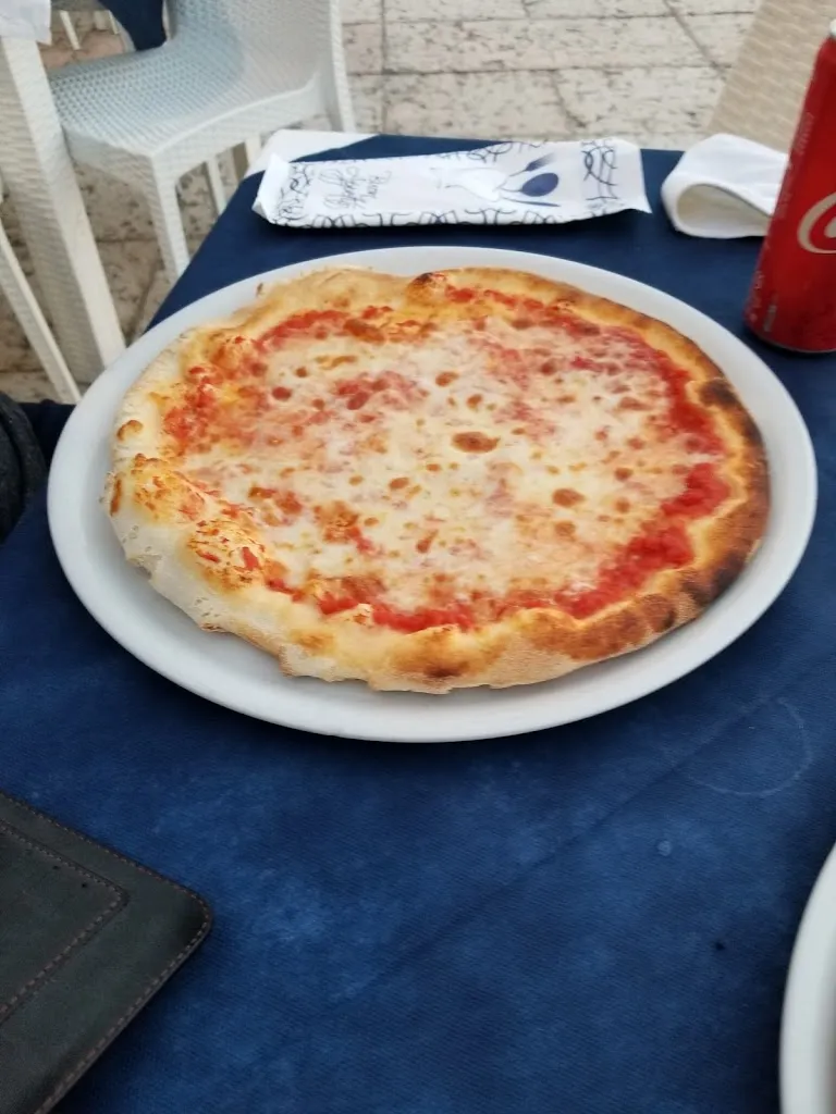 Dan Shrum_Da Francesco Ristorante Pizzeria Bar_Lipari_review