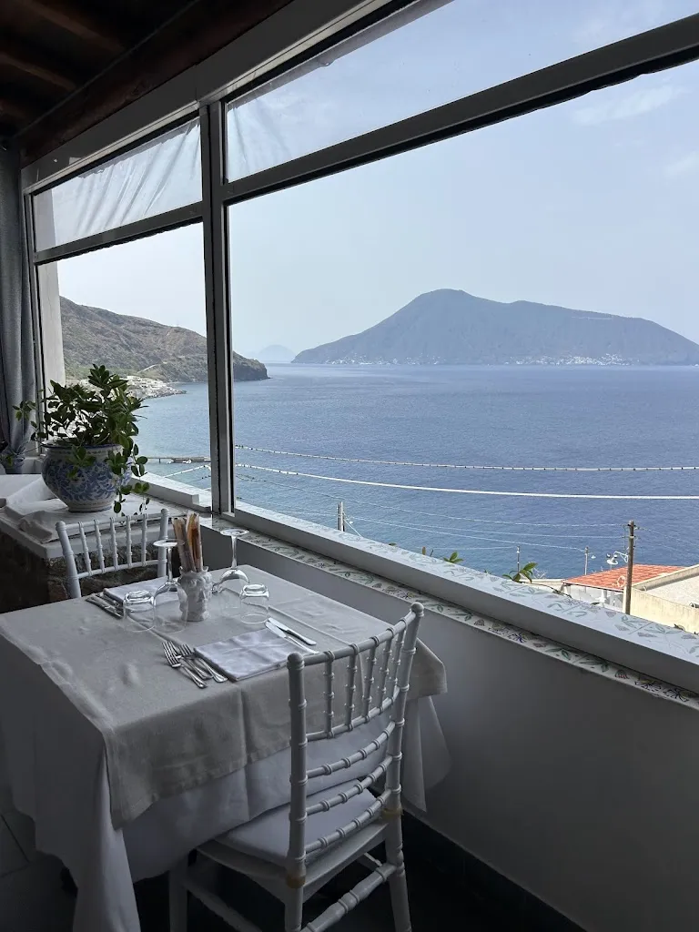 Ristorante Da Lauro_Lipari_slider_image_2