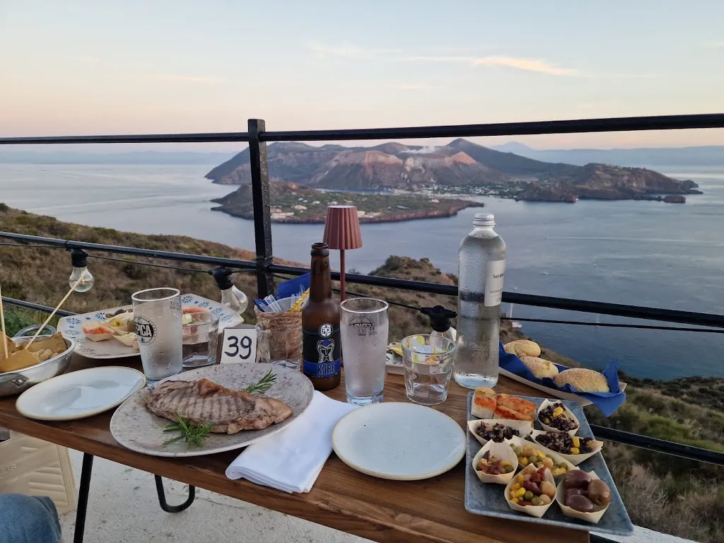 Al panorama_Lipari_slider_image_2