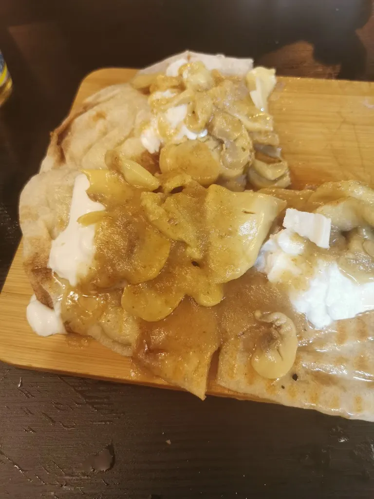 Julia Männel_Brasseria del corso_Lipari_review