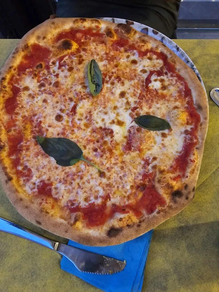 Andrei Vasiu_Pizzeria Vulcanica e Ristorante Lipari_Lipari_review