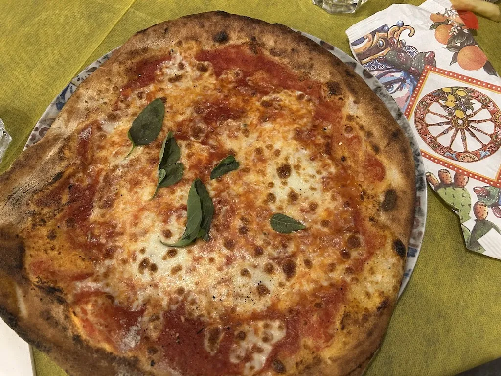 Grazia Irrera_Pizzeria Vulcanica e Ristorante Lipari_Lipari_review