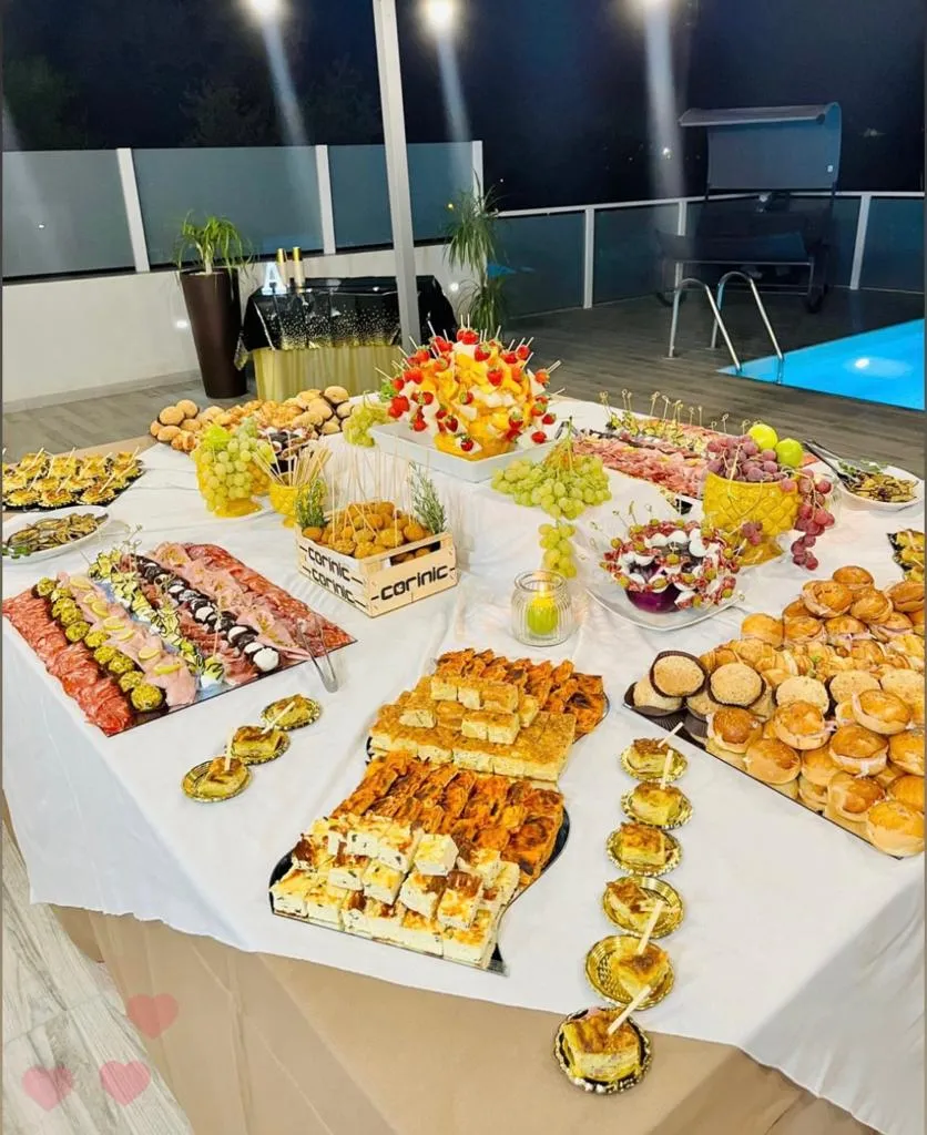 Corinic pizzeria Food&Bar_Mazzarrone_slider_image_3