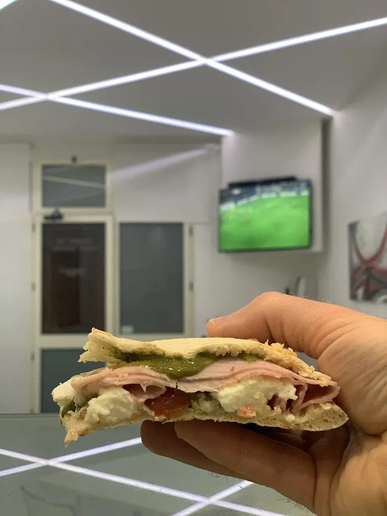 Pizzeria Pop Di Parrinello Carlo_Mazzarrone_slider_image_2