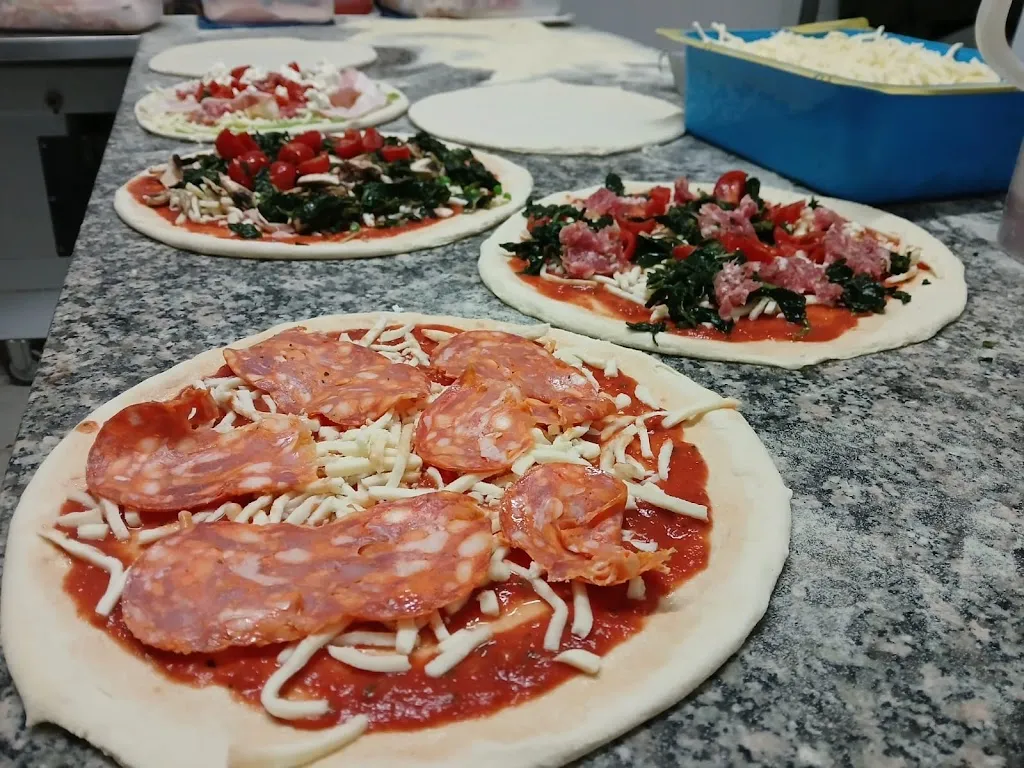 Bar pizzeria Tempopieno_Mazzarrone_slider_image_3