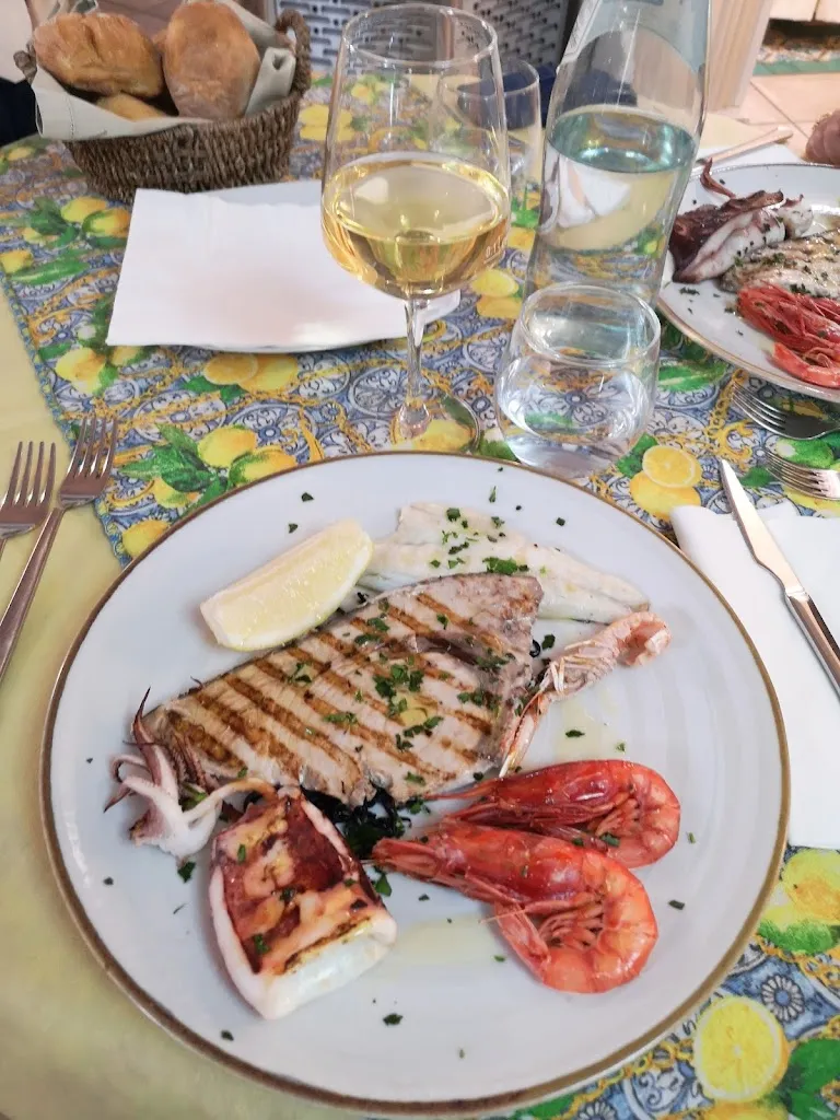 Ristorante Villa Rosangelo_Mazzarino_slider_image_2