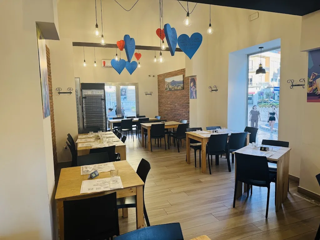 "Napoesia", Trattoria e Pizzeria Napoletana restaurant in Mazara II