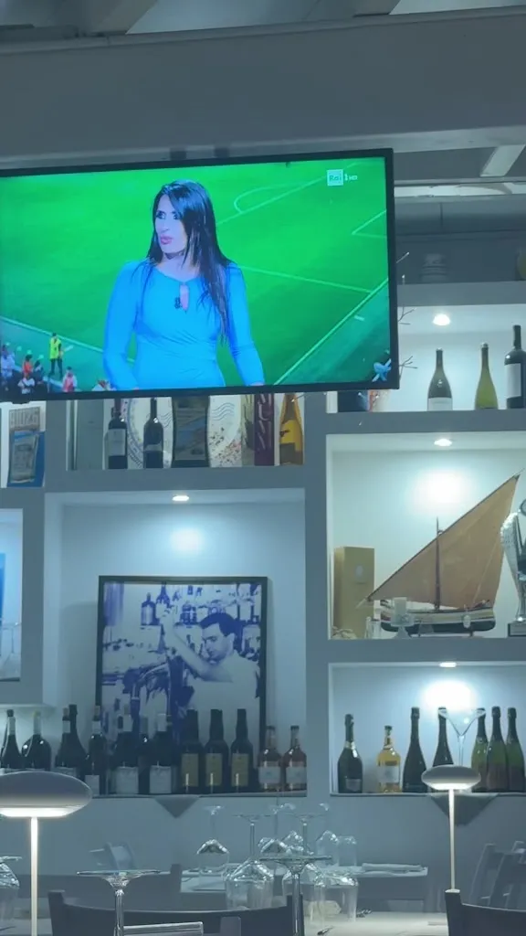 Dan Thompson_La Vela · Ristorante e Pizza Gourmet_Mazara II_review