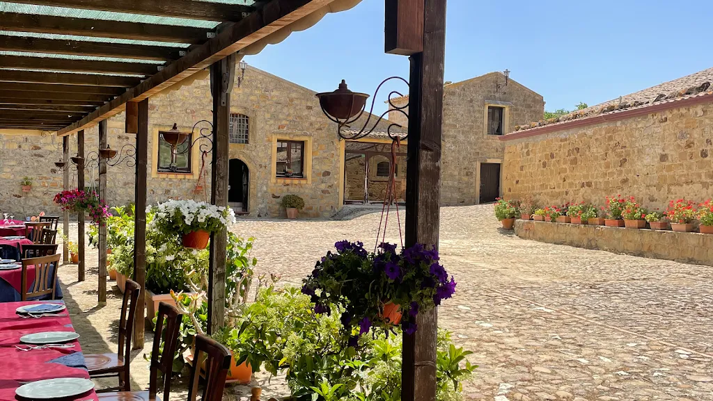 Agriturismo Baglio Carcilupo_Mezzojuso_slider_image_1