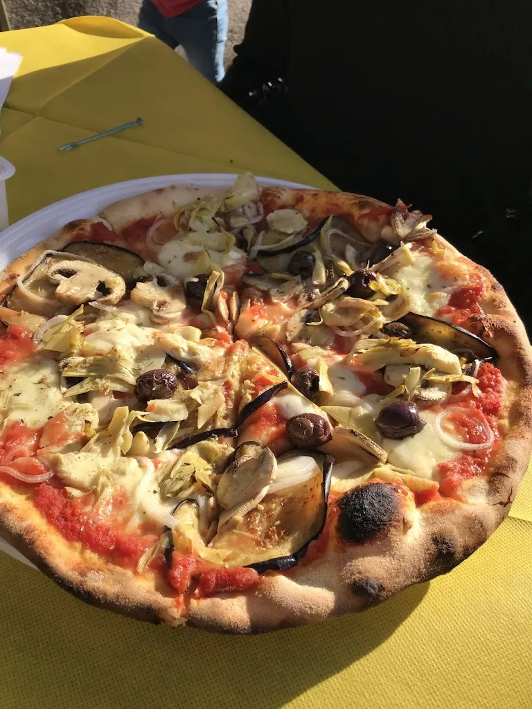 Primavera Pizza restaurant in Mezzojuso