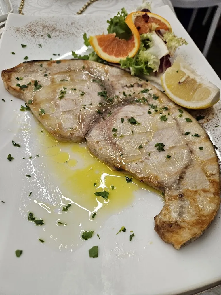 Amedeo Amara_Lo Scoiattolo_Mazara del Vallo_review