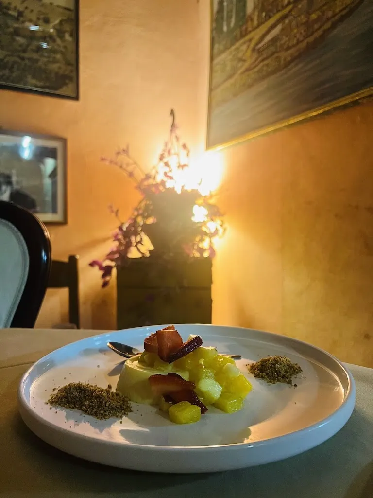 Erminia Caminito_Il Vicolo tra i Santi _Militello in Val di Catania_review