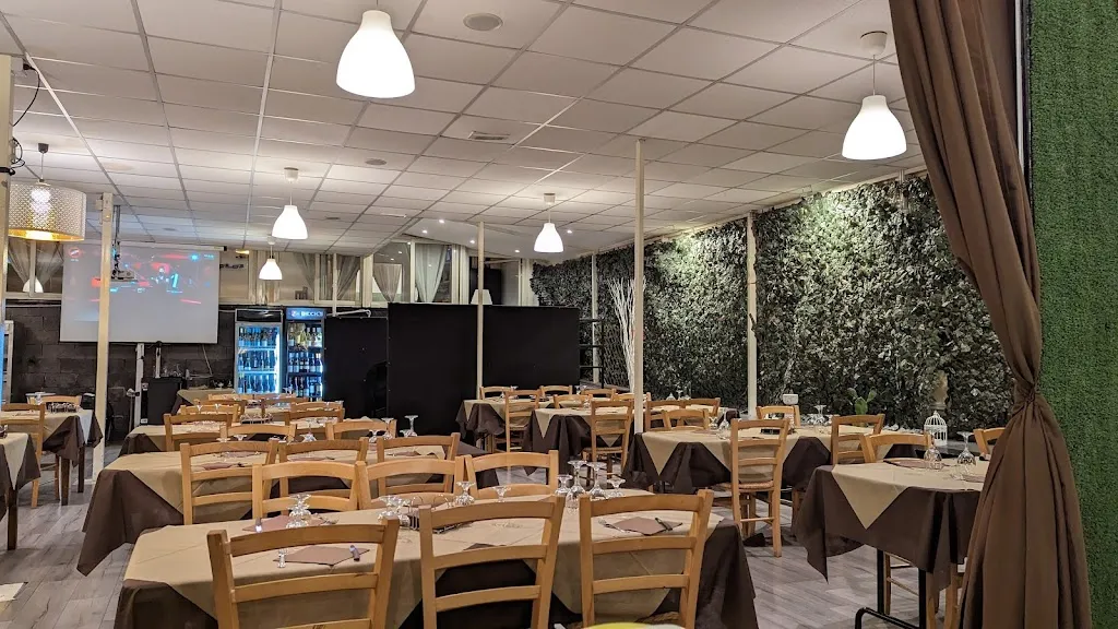 Matthew Foster_U Pacha_Militello in Val di Catania_review