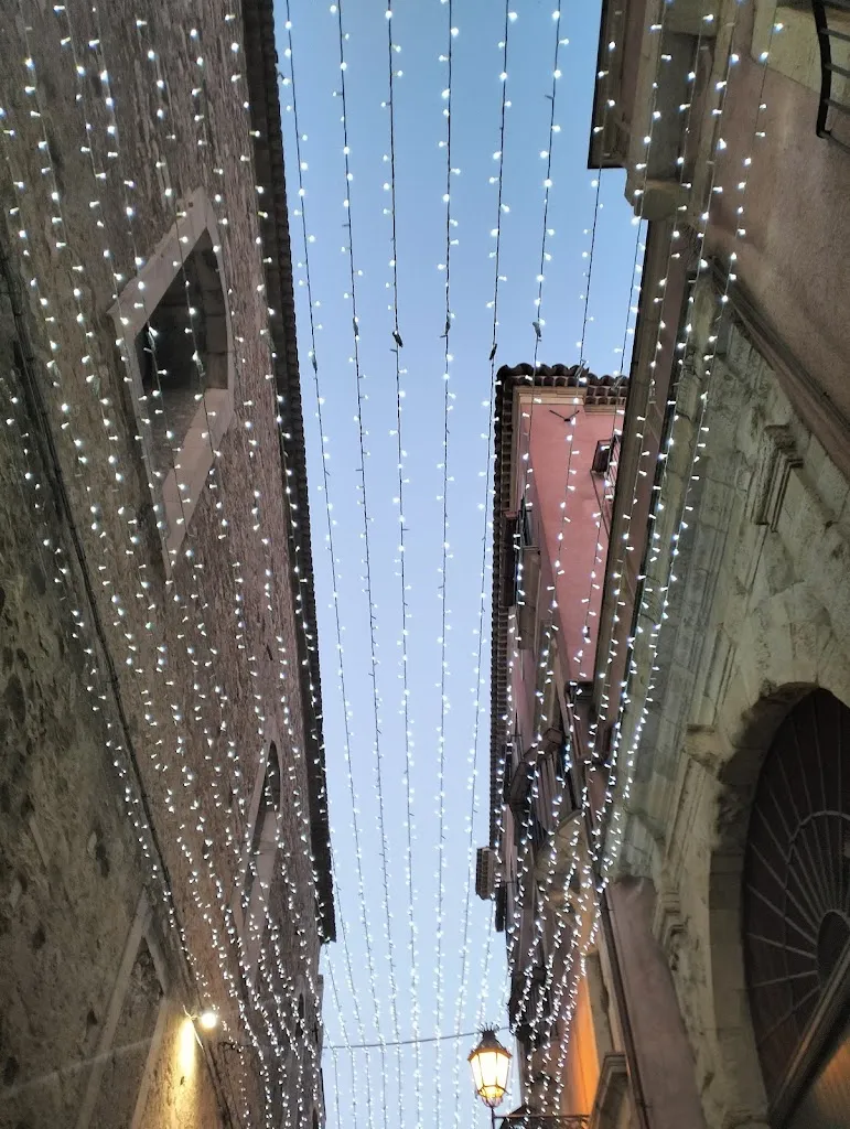 Stefano Rizzo_A ZIZZA_Militello in Val di Catania_review