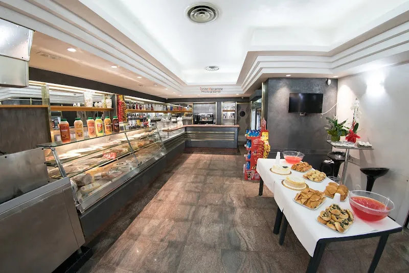 Il punto giusto di Laura Chiaramonte restaurant in Militello in Val di Catania