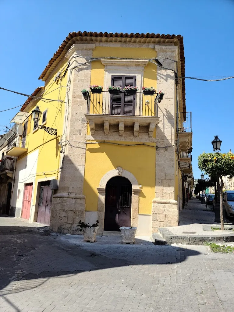 Willene Allen_Fontana della Ninfa Zizza_Militello in Val di Catania_review