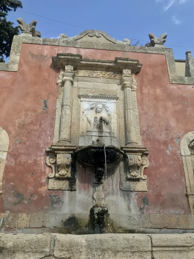 Antonella Corona_Fontana della Ninfa Zizza_Militello in Val di Catania_review
