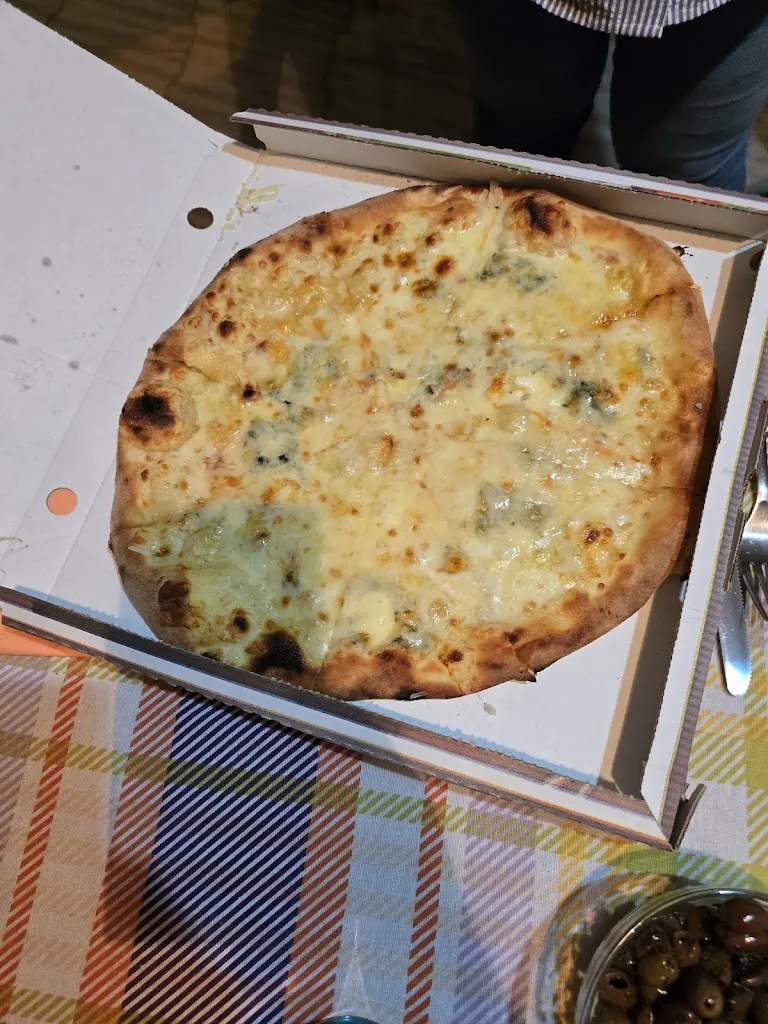 Giacomo G._Pizzeria Tavola calda 