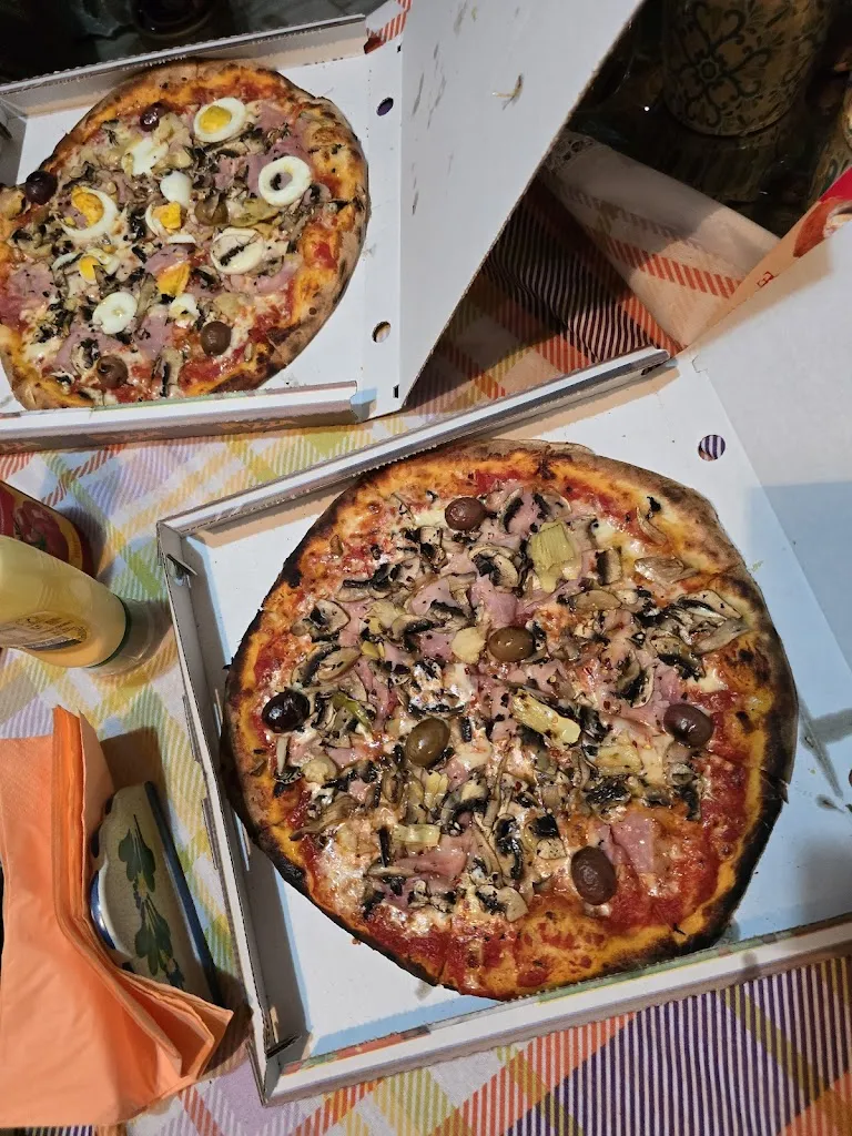 Pizzeria Tavola calda 