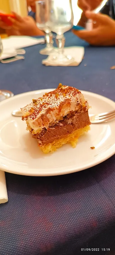 Menu_Snack bar 2000_Mongiuffi Melia_image_1