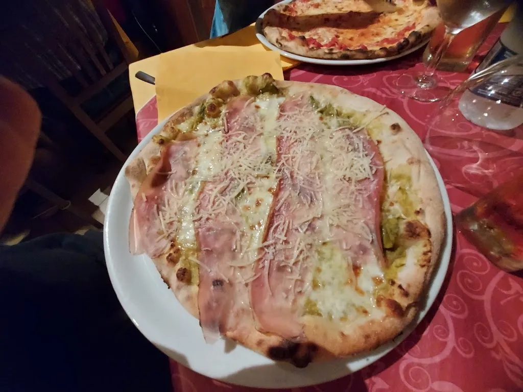 Pizzeria Villa Sulla_Montalbano Elicona_slider_image_3