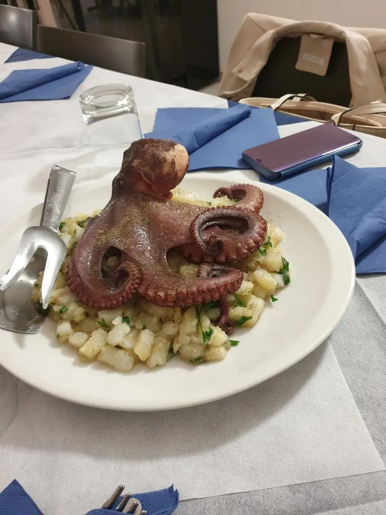 Damien Clerc_Le Cupolette Rosse_Montedoro_review