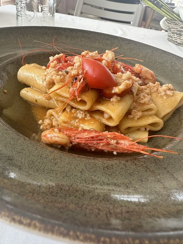 Claudio_Salisá_Menfi_review