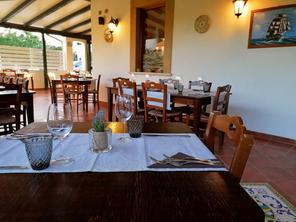 Villa Fiori Beach Albergo Ristorante restaurant in Menfi