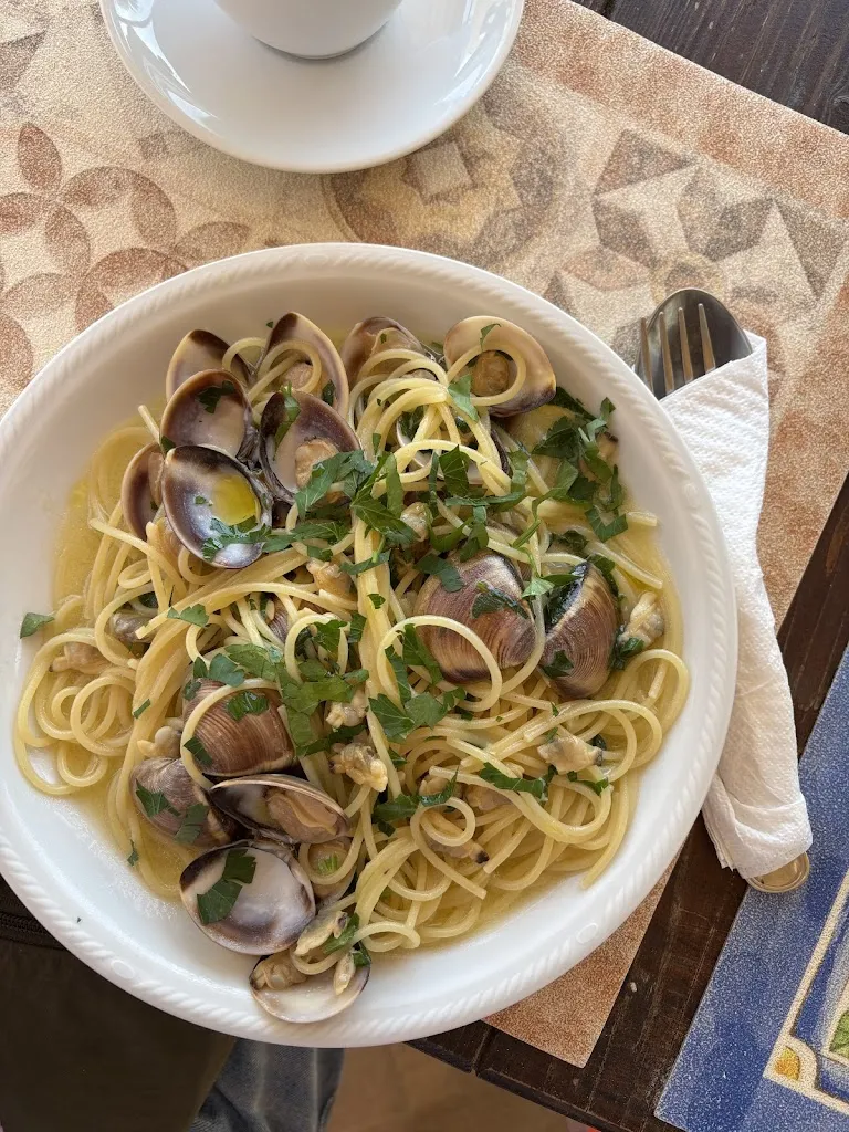 Dasha Protasova_Lido Boomerang_Menfi_review