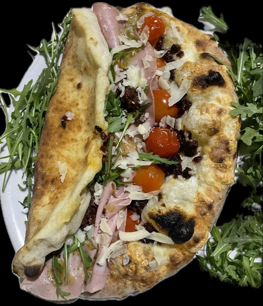 Blue Moon di Massimo Rotolo restaurant in Montemaggiore Belsito