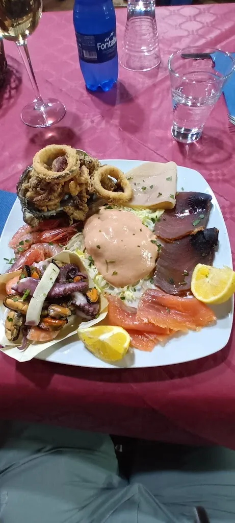 Blue Moon di Massimo Rotolo_Montemaggiore Belsito_slider_image_3