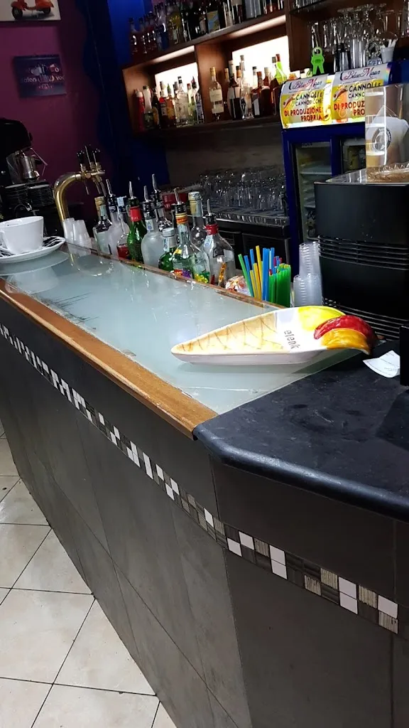 Blue Moon_Montemaggiore Belsito_slider_image_3