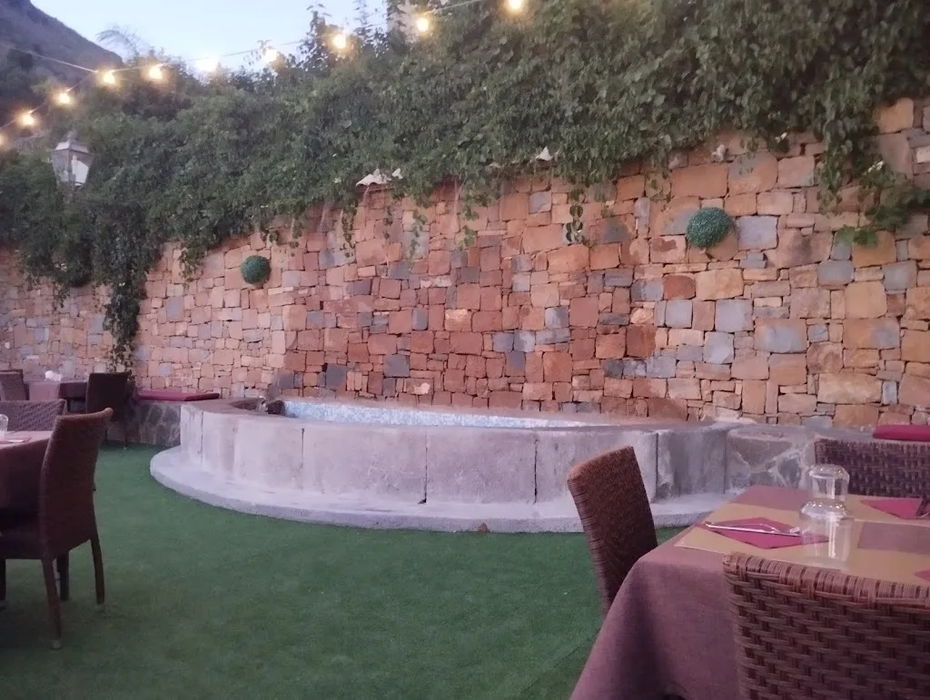 Pizzeria Panorama restaurant in Montelepre