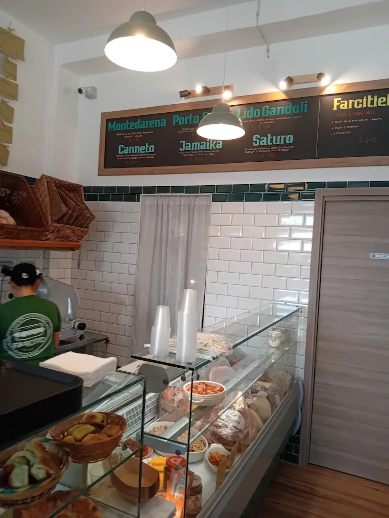 Andrea Daga_FARCITO_Leporano Marina_review