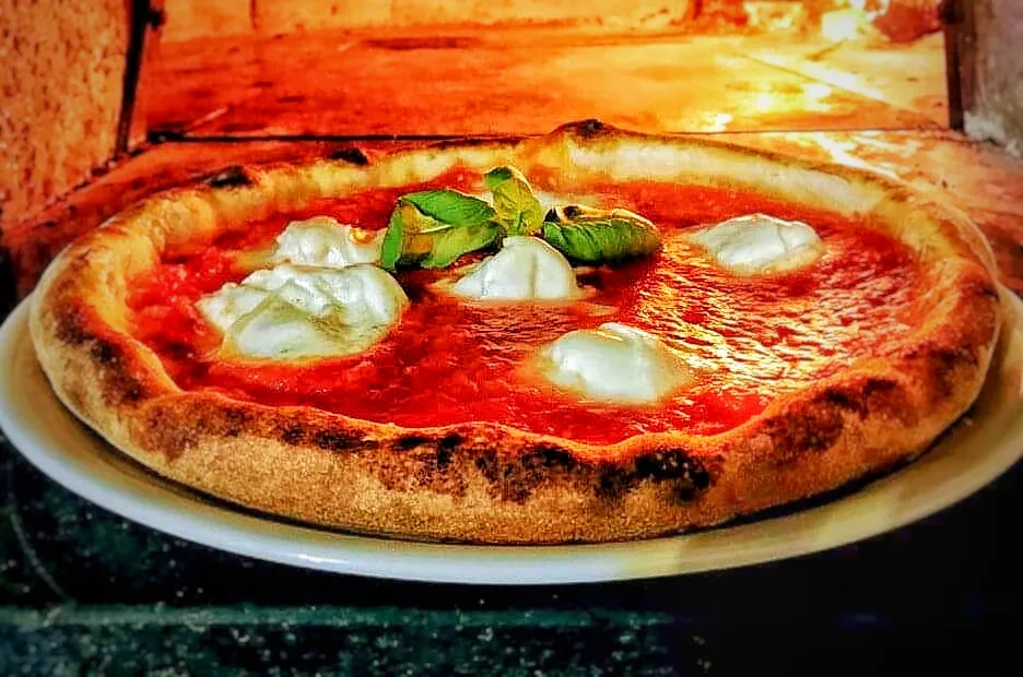 Original Pizza dei fratelli Candela_Montelepre_slider_image_3