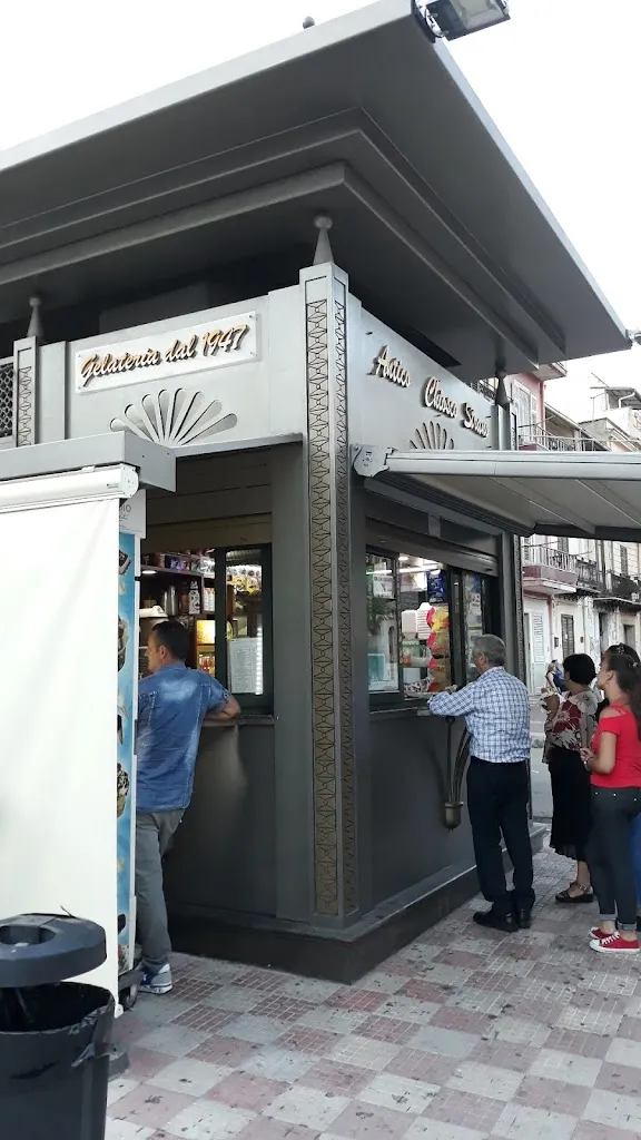 Giuseppe Deguardi_Antico Chiosco Strano_Misilmeri_review