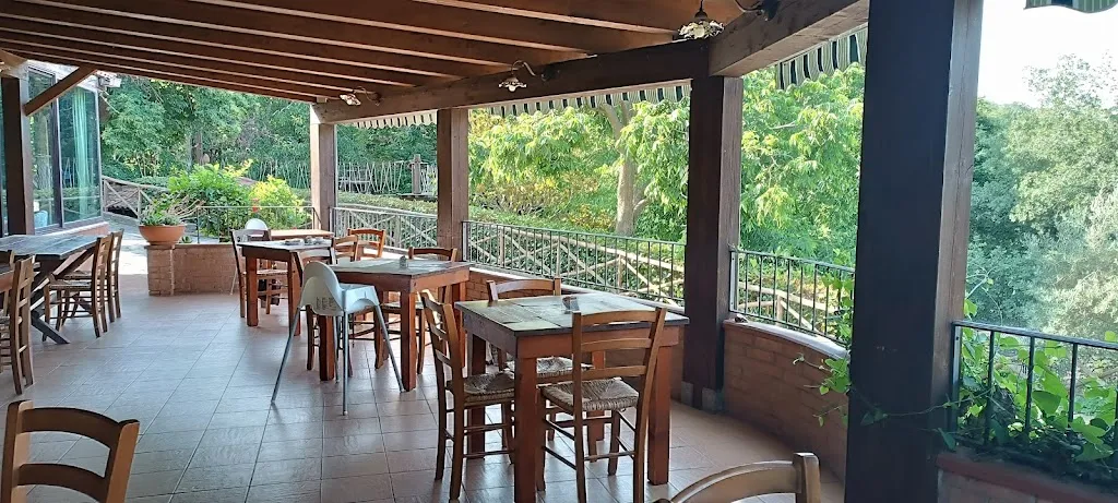 Joanna Chetcuti_Agriturismo San Cataldo Farm Home_Motta Camastra_review