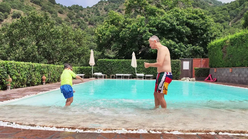 Agriturismo San Cataldo Farm Home_Motta Camastra_slider_image_1