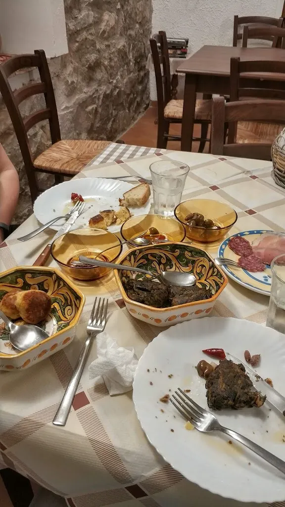 Artemiy Kovalenko_Agriturismo Pattina_Motta d'Affermo_recensione