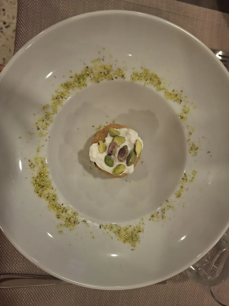 Jani mans_L'Artista restaurant_Naso_review