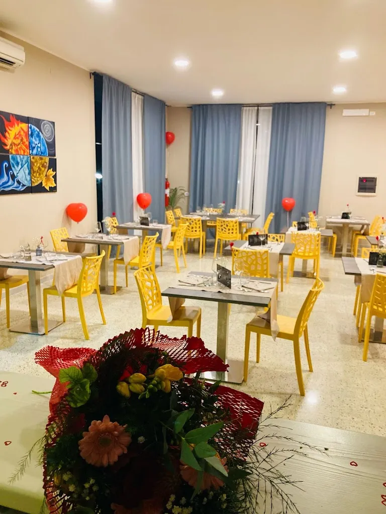 L'Artista restaurant restaurant in Naso